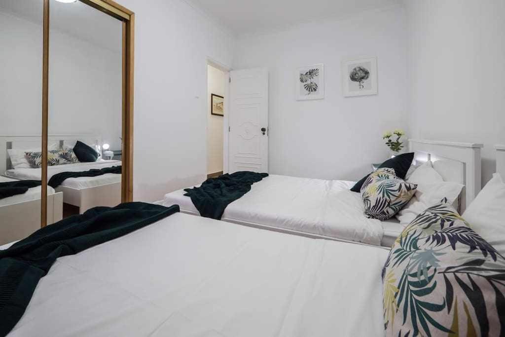 Apart Lisboa Confortavel 2 Quartos Com Terraco Odivelas  Exterior photo