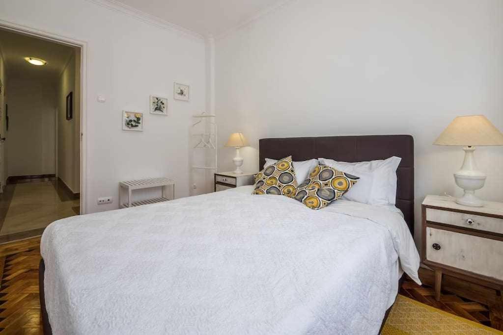 Apart Lisboa Confortavel 2 Quartos Com Terraco Odivelas  Exterior photo